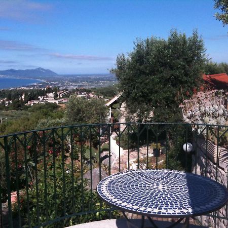 Villa "Ai Galli" Terracina Eksteriør bilde