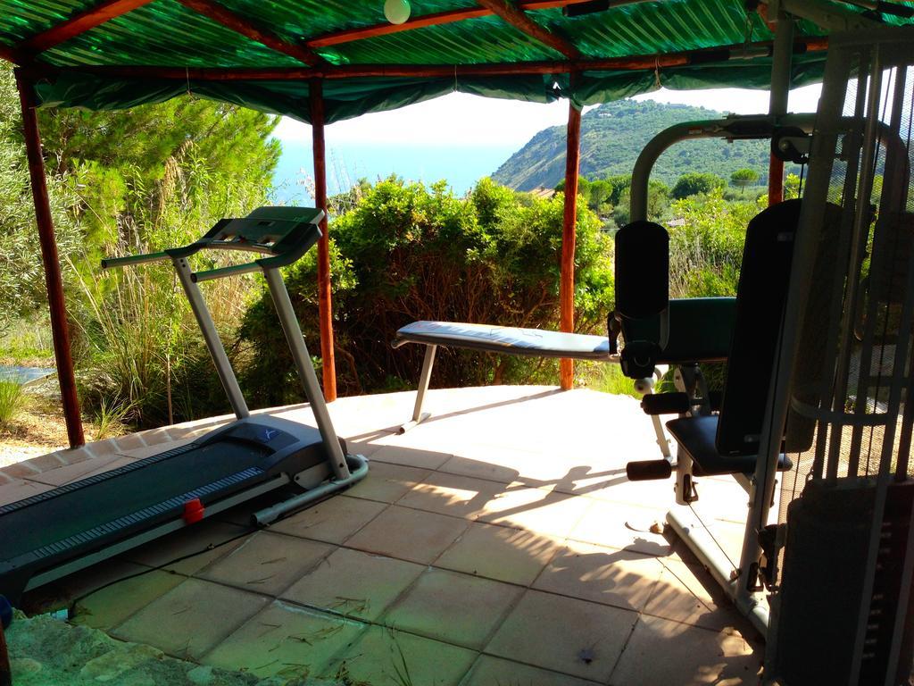 Villa "Ai Galli" Terracina Eksteriør bilde